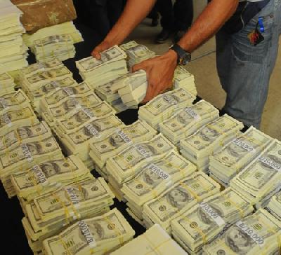 В Панаме у граждан Колумбии изъято  4 миллиона фальшивых долларов