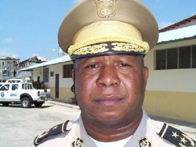 Глава полиции Колона обвиняется в торговле наркотиками