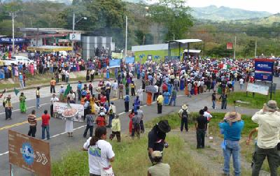 Панамцы протестуют против поправок в Кодекс о горнорудной промышленности