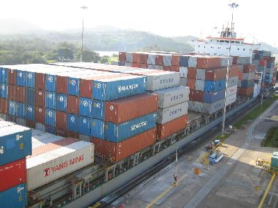 Панамский канал вновь открыт для движения судов